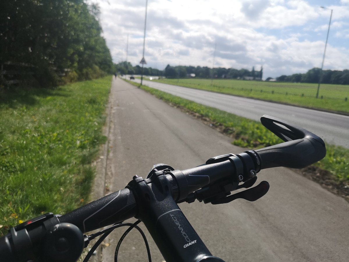 GedMBretherton's tweet photo. Getting in my practice for the #Nicemarathon in October and the #Applecrossduathlon in September. It's a bit flat here but great to be out and doing my best to keep fit. ๐โโ๏ธ๐ต๐ด https://t.co/wuEJsUeLNY