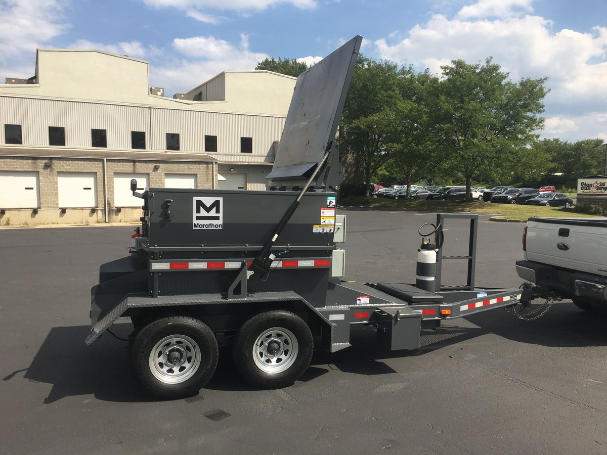 Brewpro1's tweet photo. @Brewpro1 Marathon hot mix pothole patcher #Hotmix #potholes #Asphaltrepair #Potholepatching #BrewproInc #potholekiller https://t.co/mRGjoZylck