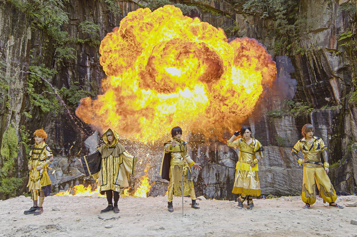 v_entai's tweet photo. 【V援隊 第118回TV＆ニコ動放送】

突撃ライブハウスコーナーにて、9月8日（木）開催『麗麗＆NETH PRIERE CAIN  0805リベンジ公演に潜入！

STARCAにて
9月23日 23:00～

TV・V援隊ニコ動チャンネルとのW放送！

ニコ動チャンネル
https://t.co/uMvmg43z7Z

#V援隊
#麗麗 #NETH_PRIERE_CAIN https://t.co/KoNgdFLBXz