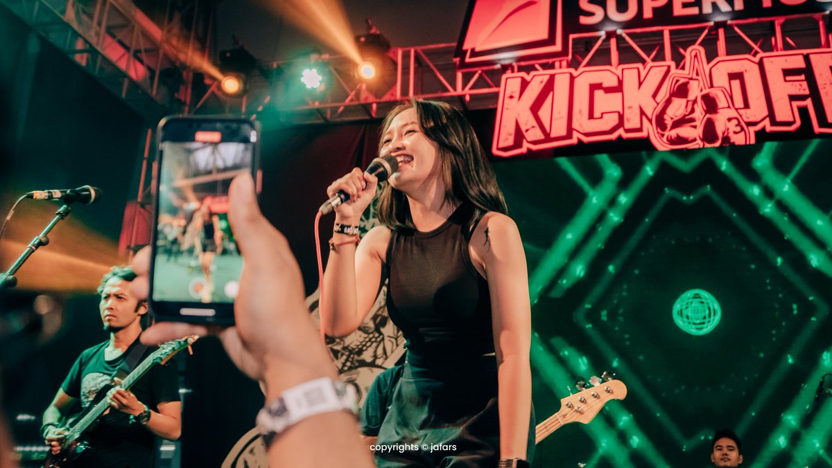 jafars__'s tweet photo. Pancaragam koleksi foto saat acara #KickOff3 #RockDaRing yang diselenggarakan oleh teman-teman @CampusBoys1976
Silakan gulir kebawah hingga tuntas, matur suksma. https://t.co/FJ5LZM5dfS