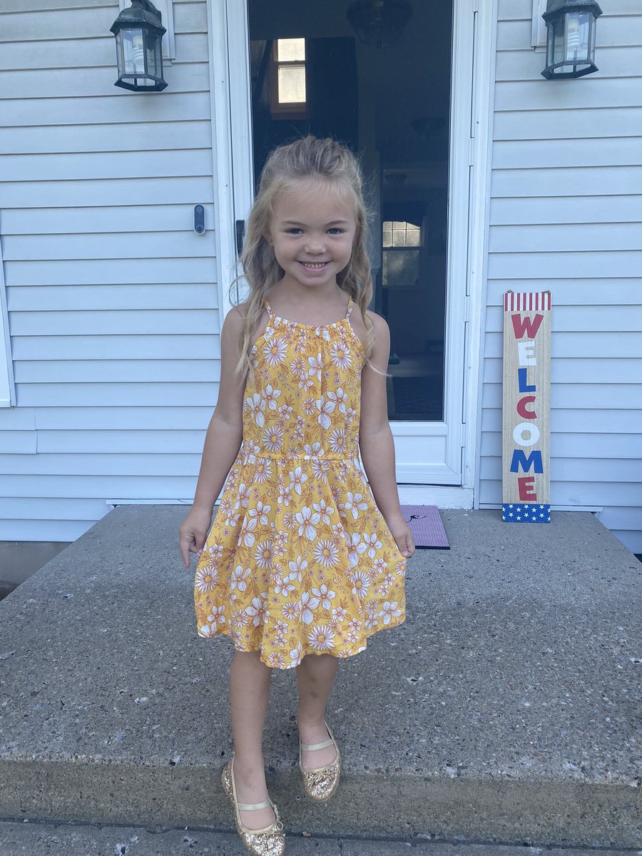 wall_class's tweet photo. Kindergarten Orientation for my little girl today 🥲 @WesthillCSD https://t.co/216MKr2SLl