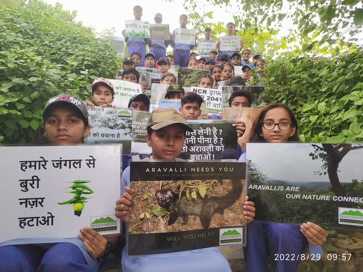 AravalliBachao's tweet photo. @moefcc Aravallis are North India's #climate regulator, critical water recharge zone &amp; shield protecting it from being engulfed by Thar desert. Aravallis across 4 states need to be seen as one living ecosystem &amp; be declared as a biosphere reserve where no mining+construction is allowed. https://t.co/N07RpnUwFq