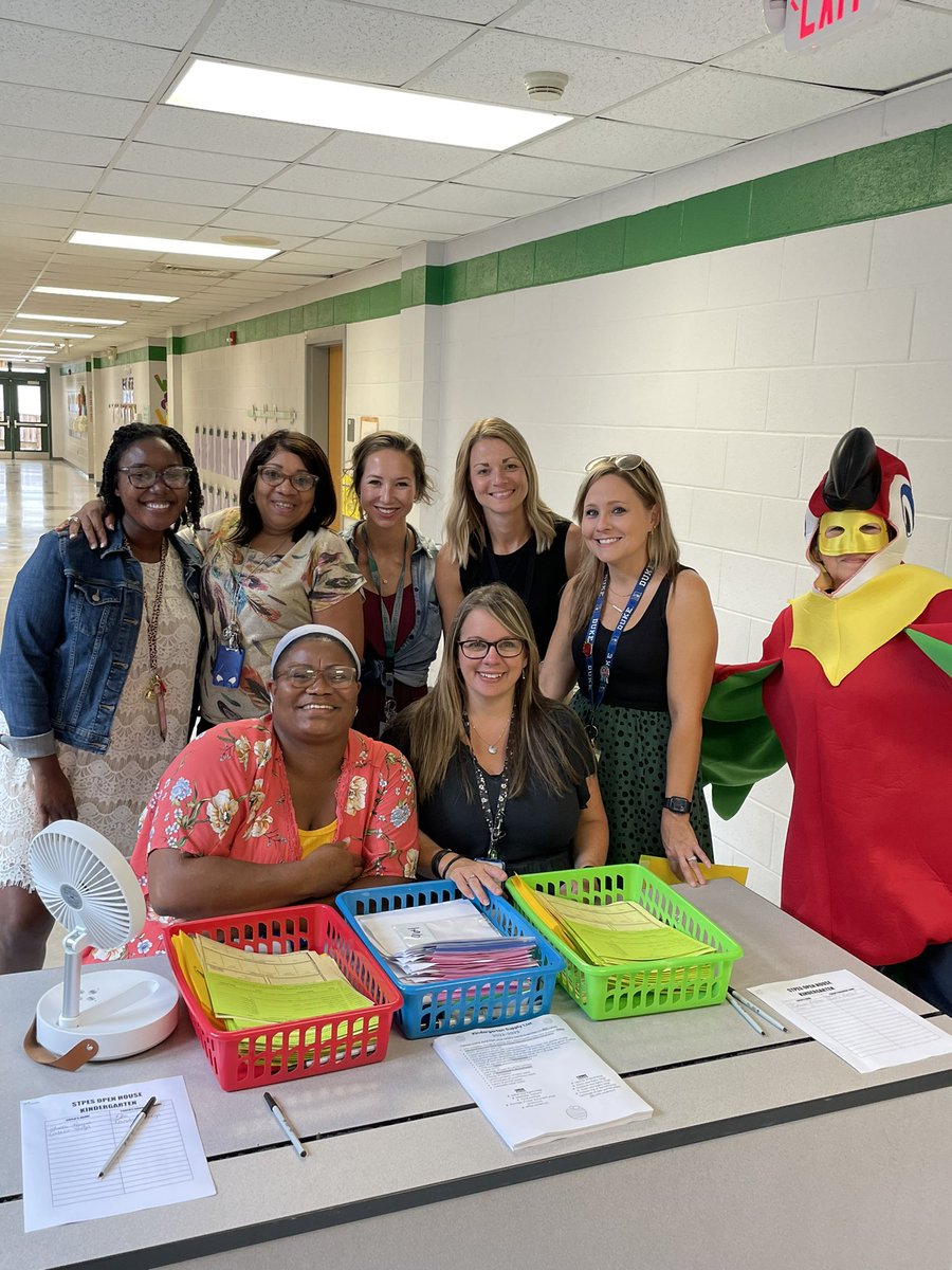 StpesElem's tweet photo. The Kindergarten team and Skittles the Parrot @StpesElem are ready for the First Day of School. Thanks @CumberlandCoSch. #CCSONTHERISE https://t.co/ABSwISwZJU