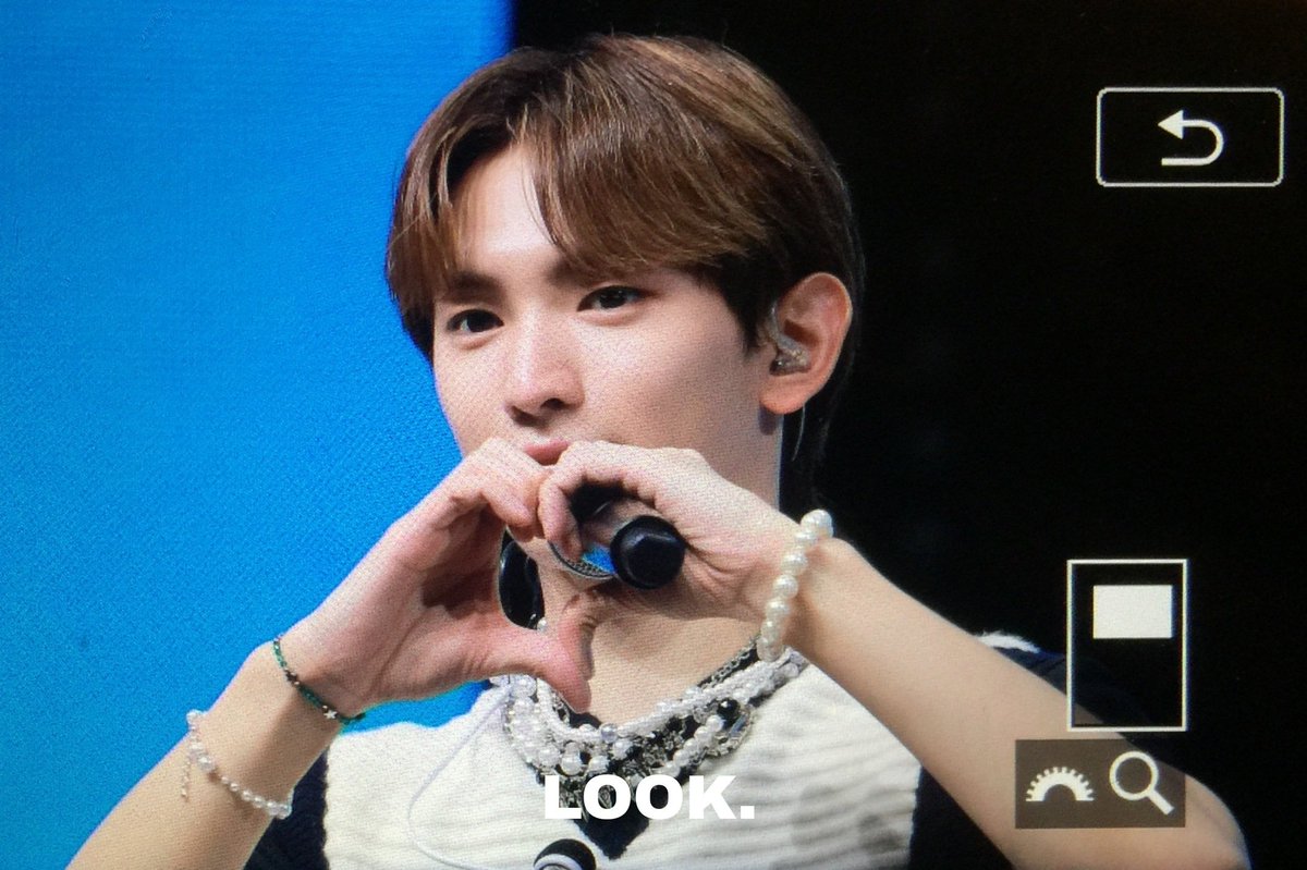 LOOK_010405's tweet photo. 220829 PRE

오늘의 의웅이💛

#템페스트 #TEMPEST #LEW #루 #의웅 #이의웅 #Bad_News #루OOK💛 @TPST__official @TPST_twt https://t.co/Q7JsSJMya1