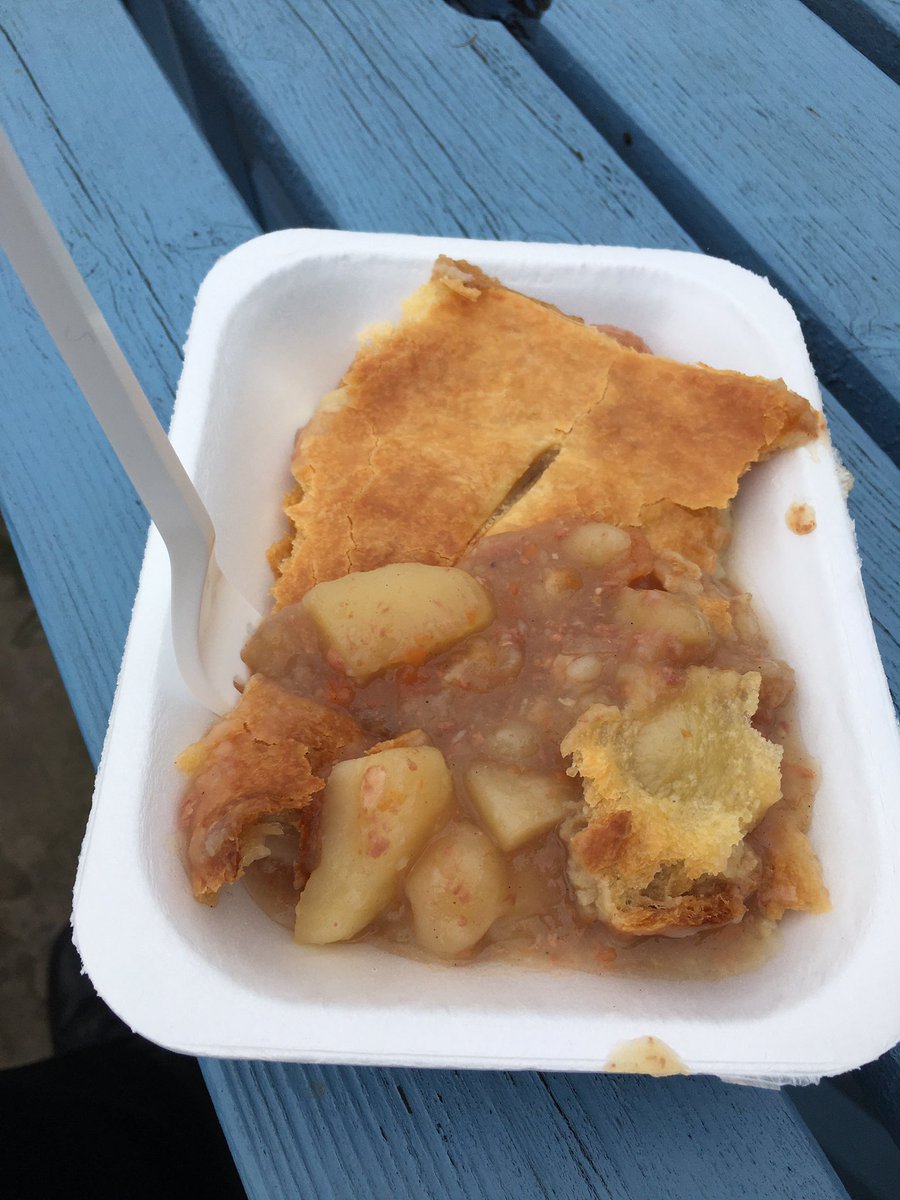iant_nwcfl's tweet photo. There are few better experiences in non-league football than having a helping of Debra’s potato pie as a pre-match snack at Bacup Borough. 👍 https://t.co/t3alGF9jWH
