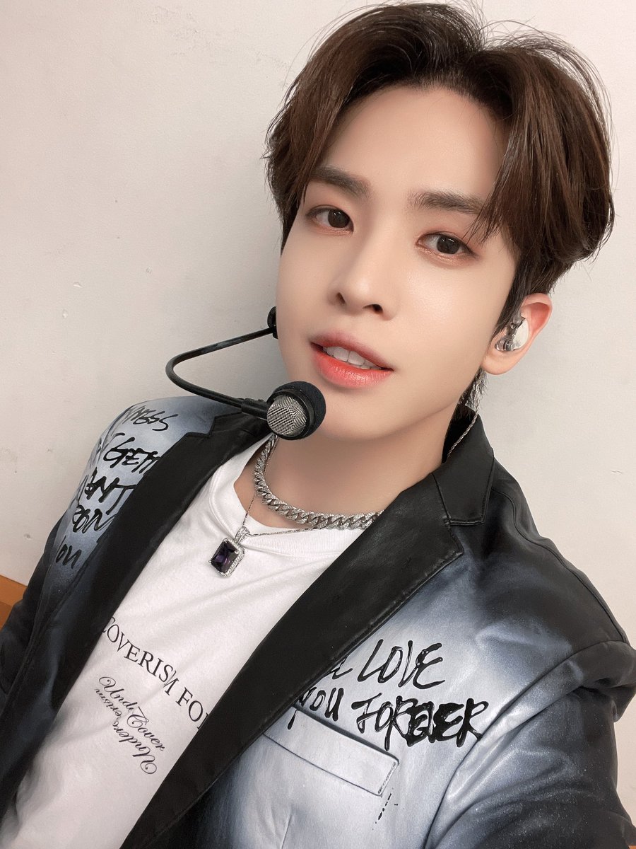 MaAllenFrance's tweet photo. 💫 | 📸 | 24/08/2022 

➥ San Francisco !! Vous étiez INCROYABLES! Merci LUVITY et tout ceux qui sont venus nous soutenir ce soir 🥰 

©️ : @CRAVITY_twt 

#ALLENMA #앨런 #CRAVITY #크래비티  
___
@CRAVITYFRANCE_ https://t.co/lvJ9Qu0jfo