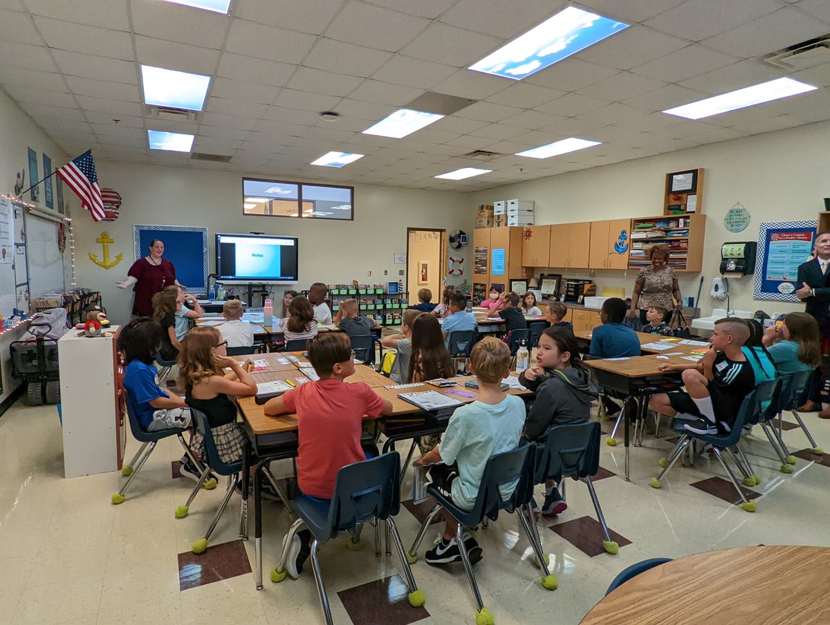 UCPSNC's tweet photo. Welcome back, @newtownesnc Hawks! We hope your first day of school is filled with excitement! @AGHoulihan #UCPSBacktoSchool https://t.co/N1aIHOWMzV