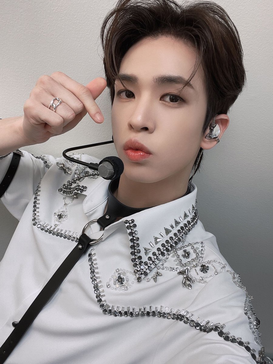 MaAllenFrance's tweet photo. 💫 | 📸 | 28/08/2022 

➥ Merci Houston ! Vous avez soufflé le plafond🔥 Prochain Arrêt Dallas montrez moi ce que vous avez 😏

©️ : @CRAVITY_twt 

#ALLENMA #앨런 #CRAVITY #크래비티  
___
@CRAVITYFRANCE_ https://t.co/OXSROWQD65