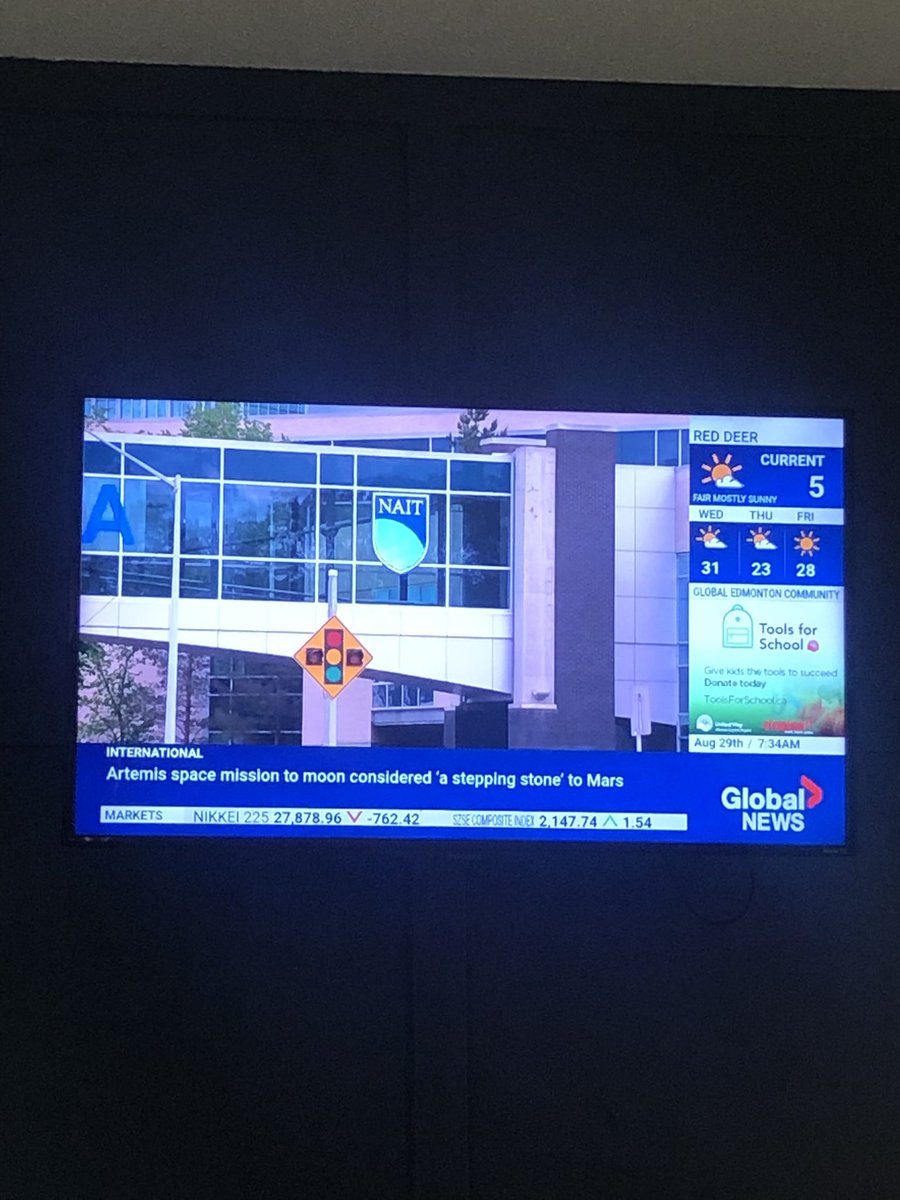 teddy_creech's tweet photo. What’s with the new look @GlobalEdmonton https://t.co/vmPD0IPUpk