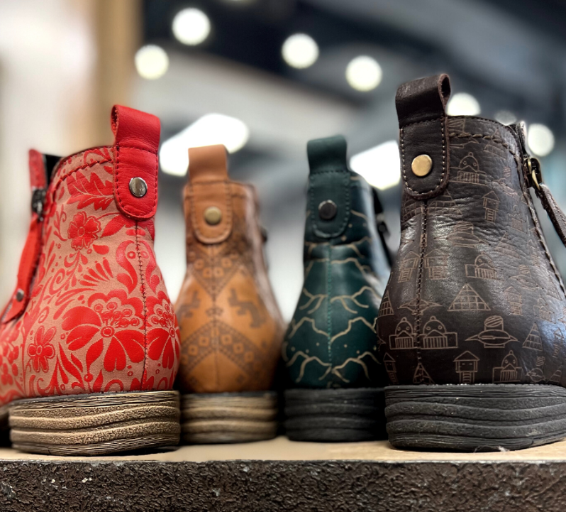 EdmAMCBC's tweet photo. Kunitz Shoes has just taken its second step into the world of shoe design with the YEG 2.0 Collection. We'll hear from two of the designers, @smithstiner and @jason_blower at 7:50 https://t.co/NPsRMQQMLJ