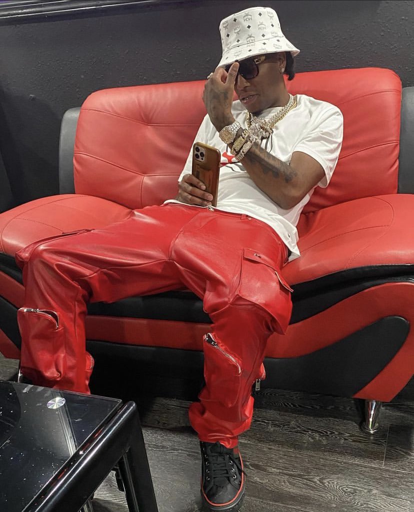 CHICKENMANGOLDEN🐓 tweet media