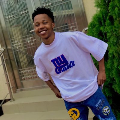 Pianailz's tweet photo. #NewProfilePic https://t.co/IXc47zmVLi