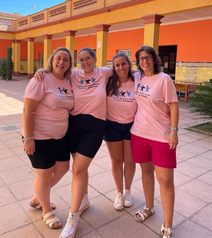 elsa_elsinky's tweet photo. 10 días muy intensos en los cursos de formación de la @FedeDBCat. Me quedo, sobre todo, con las personas, el mejor regalo siempre! 💯😊 https://t.co/ajOAAqdxj5