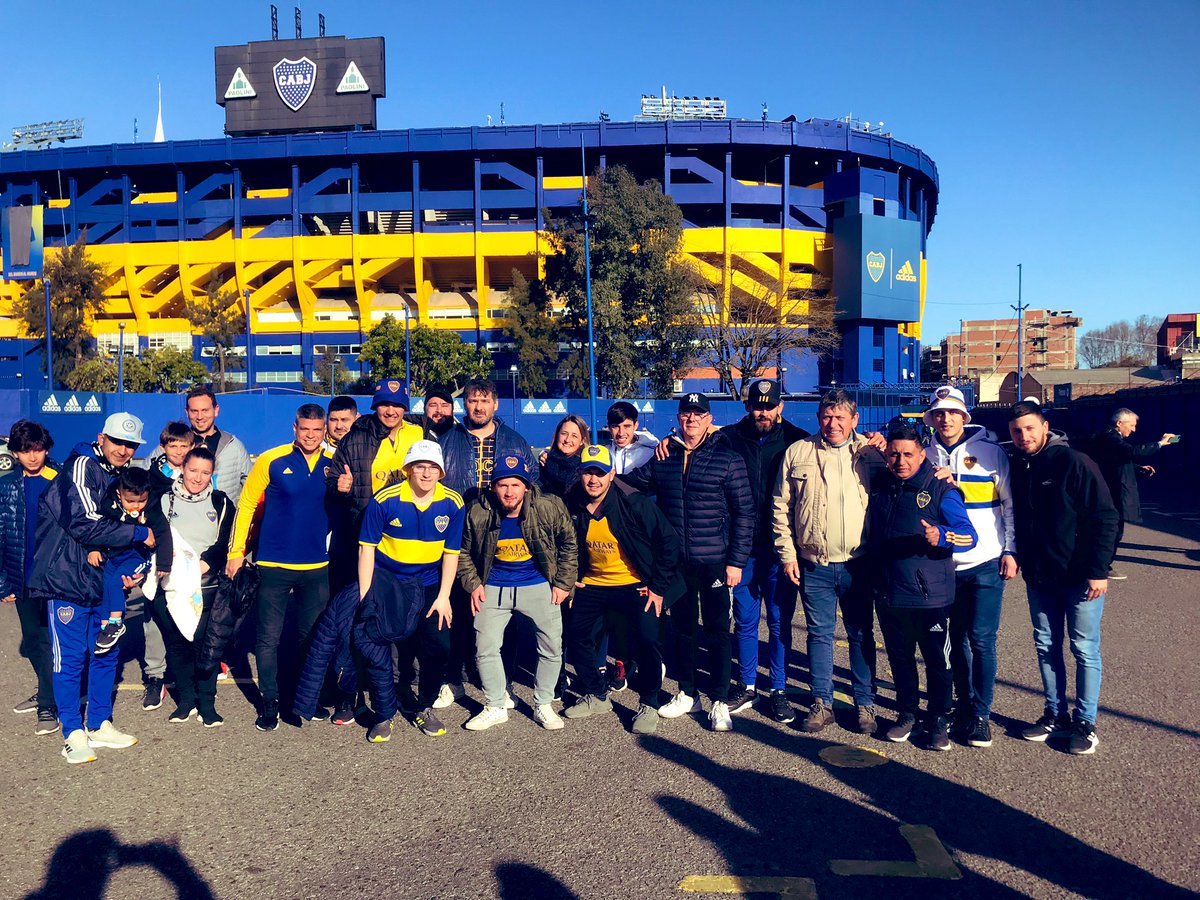 dario_baravalle's tweet image. Trabajar en equipo, integrarnos, abarcar cada área de trabajo con aptitud, escucharnos, poder pensar distinto pero siempre trabajando en conjunto !
#SiempreBoca #SiempreLaPeña #PBSF #SomosLaPeña