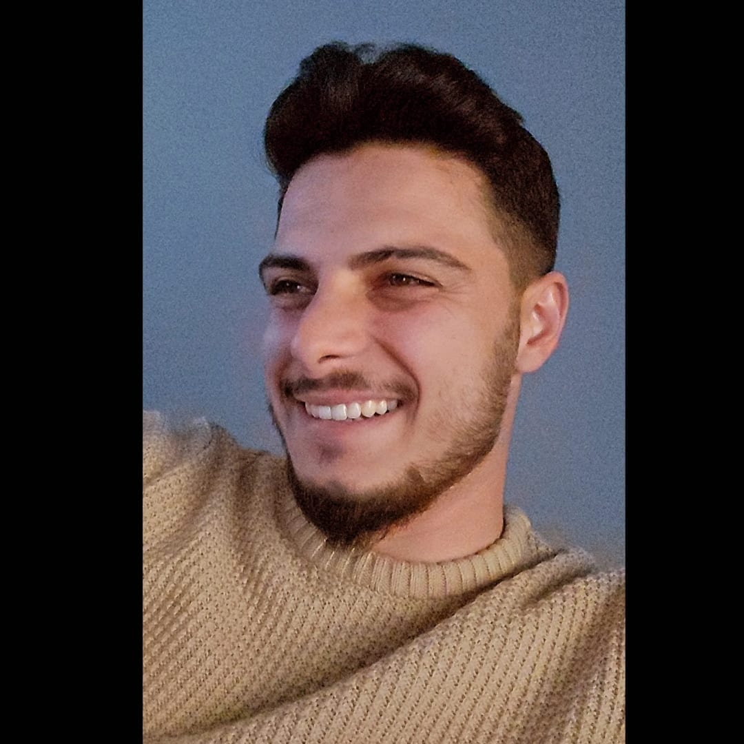 dvtclkk's tweet photo. #YeniProfilResmi https://t.co/Fa4ofEWmT0
