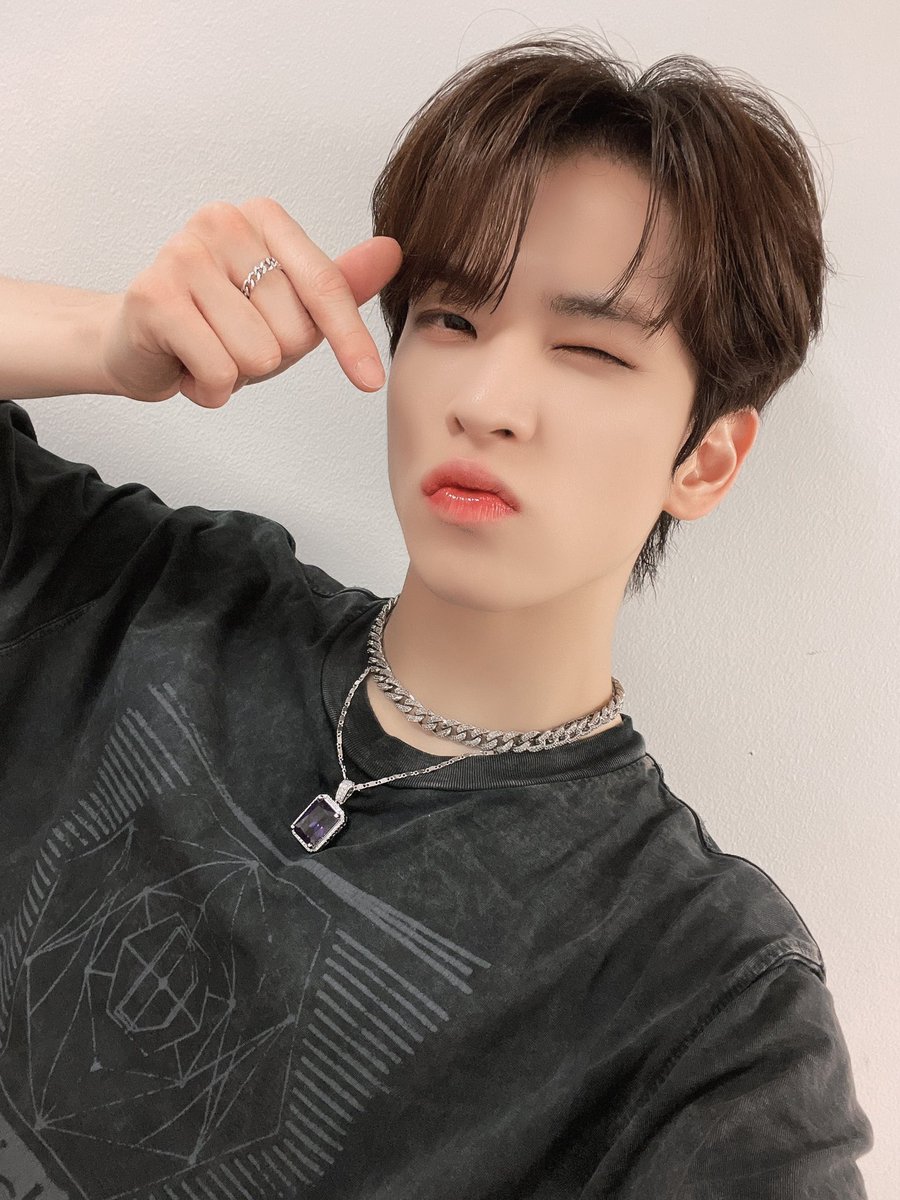 MaAllenFrance's tweet photo. 💫 | 📸 | 29/08/2022 

➥ Merci beauuuucoup Dallas ! Vous étiez INCROYABLES ce soir~🥰 a bientôt Atlanta! 👀
©️ : @CRAVITY_twt 

#ALLENMA #앨런 #CRAVITY #크래비티  
___
@CRAVITYFRANCE_ https://t.co/QCFA3If1D1