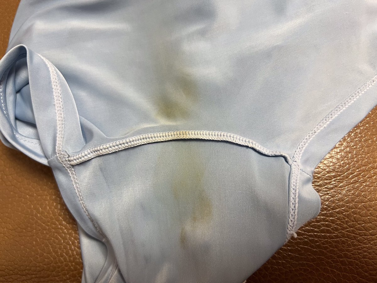 finalherry's tweet photo. 好久没遇到过这么棒的原味了,屌骚 没擦干净的大便 还有遗精的精液味，不可多得的极品。 https://t.co/5Sfq0IygyV