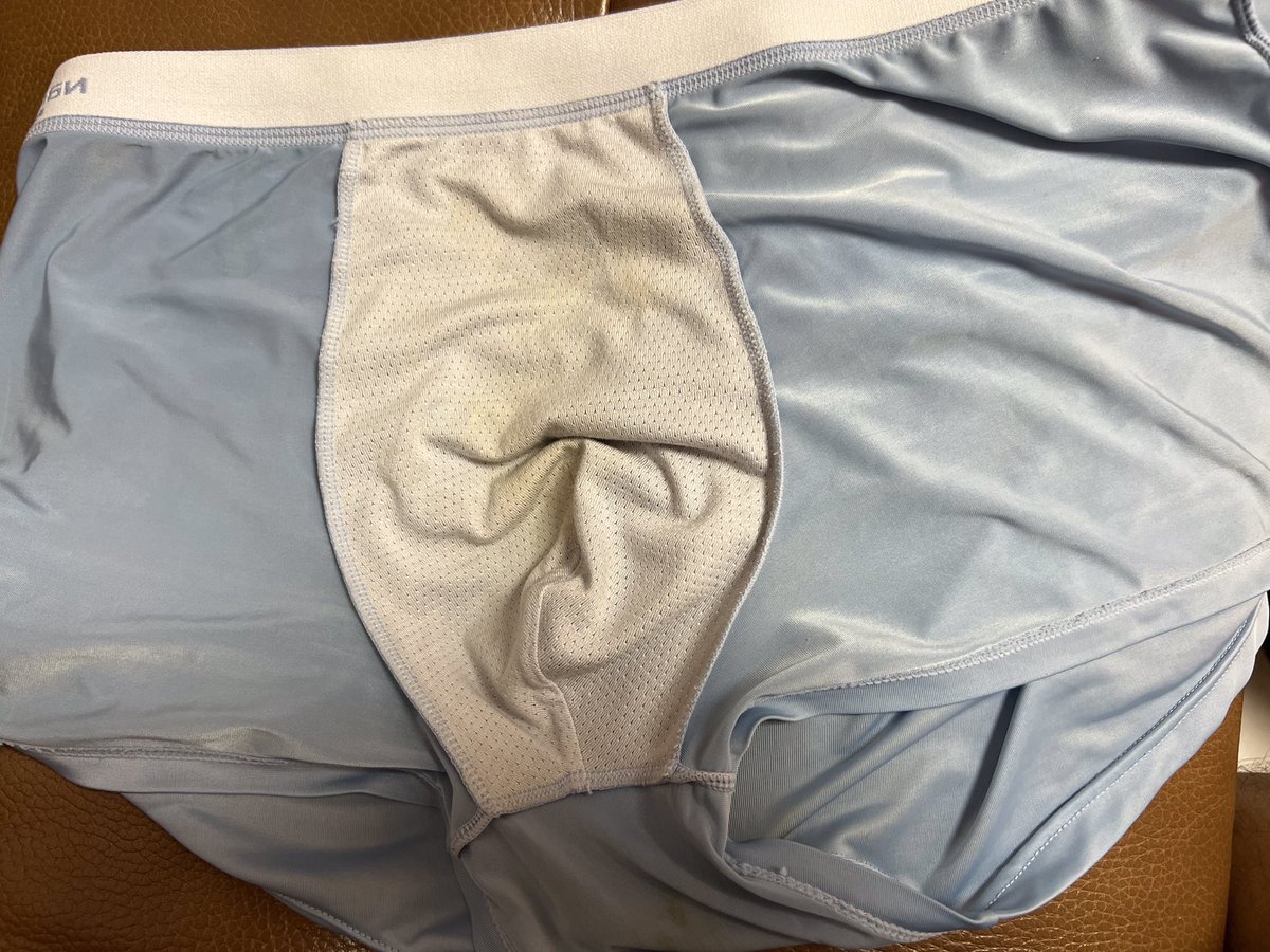 finalherry's tweet photo. 好久没遇到过这么棒的原味了,屌骚 没擦干净的大便 还有遗精的精液味，不可多得的极品。 https://t.co/5Sfq0IygyV