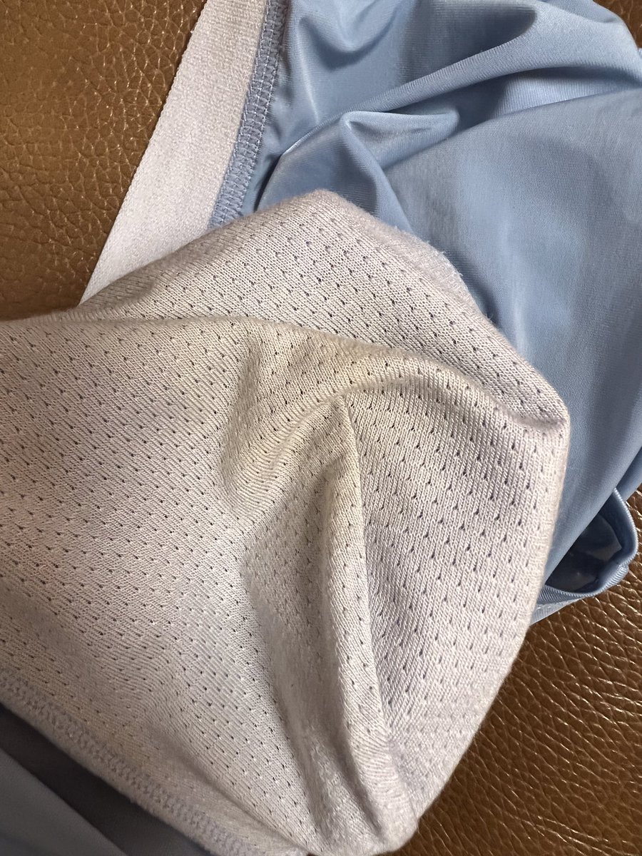 finalherry's tweet photo. 好久没遇到过这么棒的原味了,屌骚 没擦干净的大便 还有遗精的精液味，不可多得的极品。 https://t.co/5Sfq0IygyV