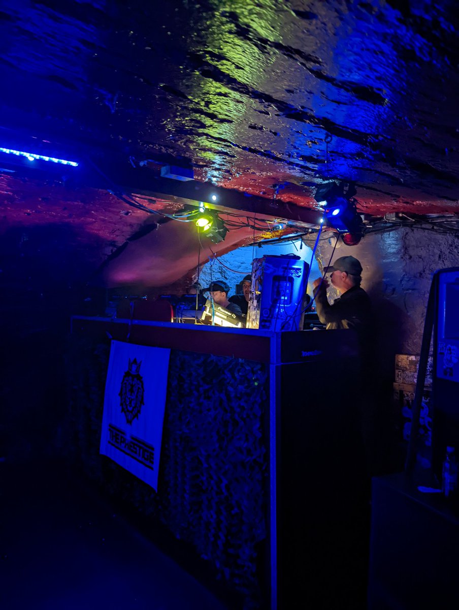 Deep inside... Basement 45 🔥 <a href="/Dj_kella/">Dj Kella</a> <a href="/TurrallC98/">court</a>