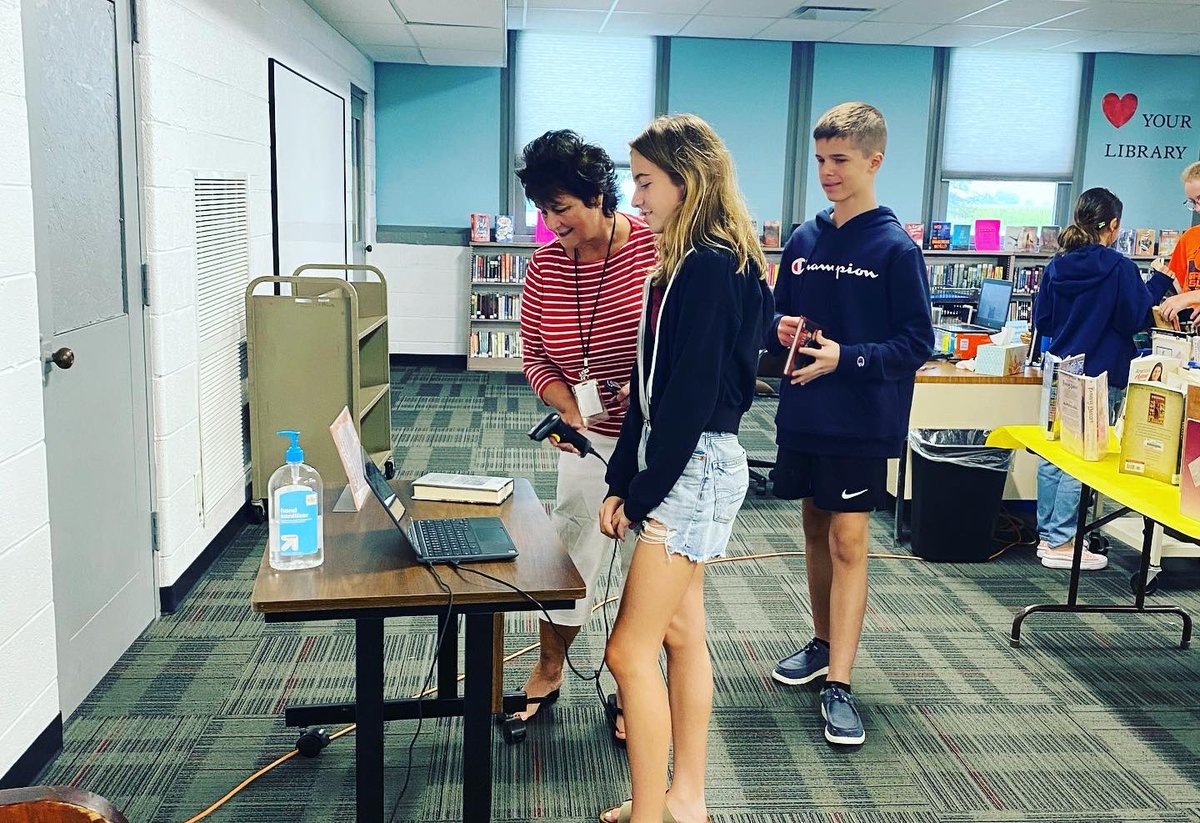 Jonathan Alder Library Media Program tweet media