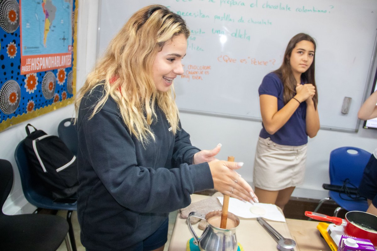 aislagos's tweet photo. Grade 11 students taking @IBDP Spanish, learned how to make Arepas. The curriculum of the course encourages students to develop a #global perspective and #internationalmindset. - que delicioso! #WeAreAISL #IBSpanish #IBDP #AISLagosProud https://t.co/GZ1lCheaoF