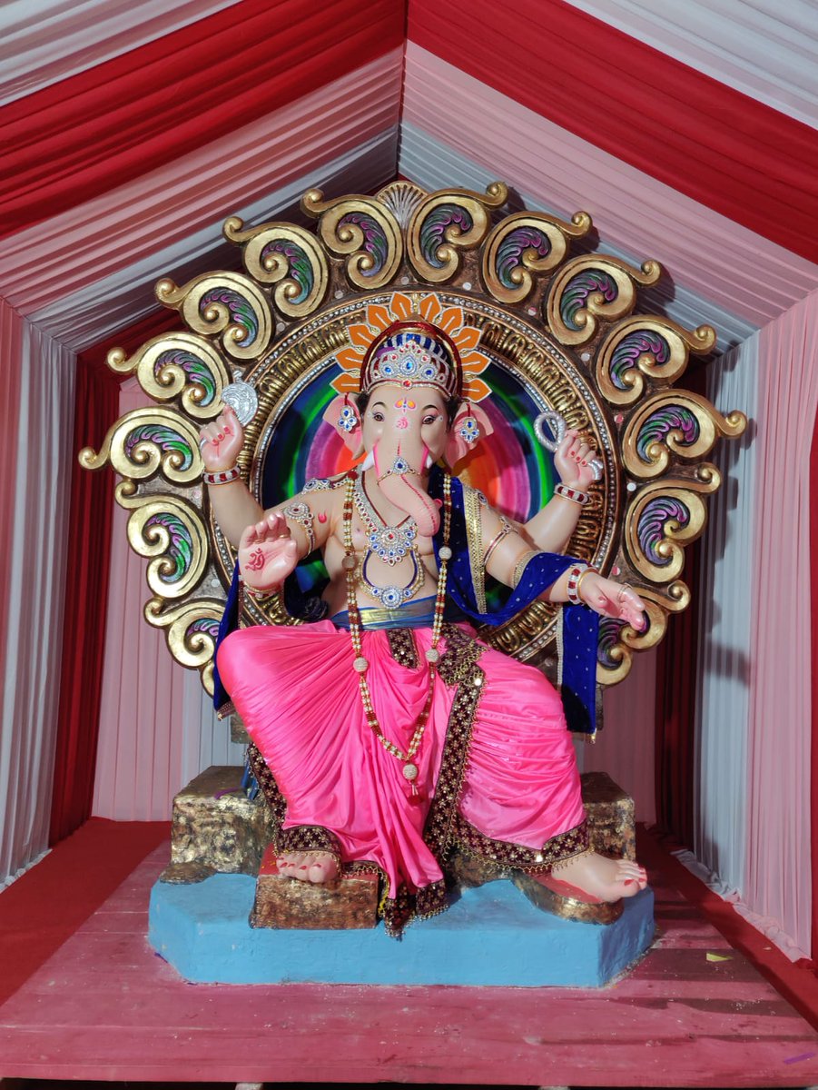 shreevitthal76's tweet photo. श्री विठ्ठल क्रिडा मंडळ (लोकमान्य चा राजा ) ठाणे.
प्रथम दर्शन २०२२♥️
#गणेशचतुर्थी #GanpatiBappaMorya #bapaa #GaneshUtsav2022 #thane #Ganpatifestival https://t.co/Kf4pyXhls2