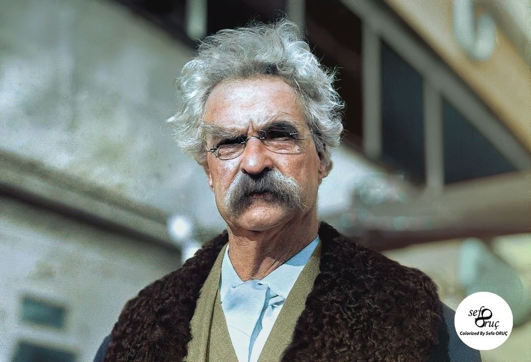 Famous American writer, Samuel Langhorne Clemens, better known by his pen name Mark Twain, photograph on the 20 December 1909.

Credit: <a href="/orucsefa19/">socolorization</a>
historycolored.com
#history #author #marktwain