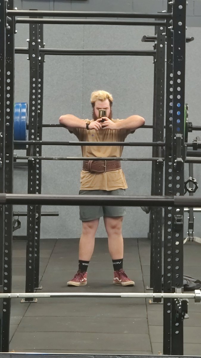 Simon The Hymen on Twitter "Good to be back squatting, gonna start