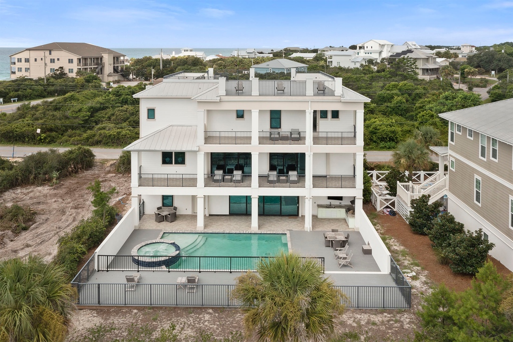 TheOceanReef's tweet photo. Soleil All Day is an eight-bedroom mega vacation home in Dune Allen Beach on 30A for 24 fortunate guests. View endless amenities, rates, and availability here: https://t.co/7kIud00l1h
#DuneAllenBeach #30A #VacationHomes https://t.co/vSbXS9tNKB