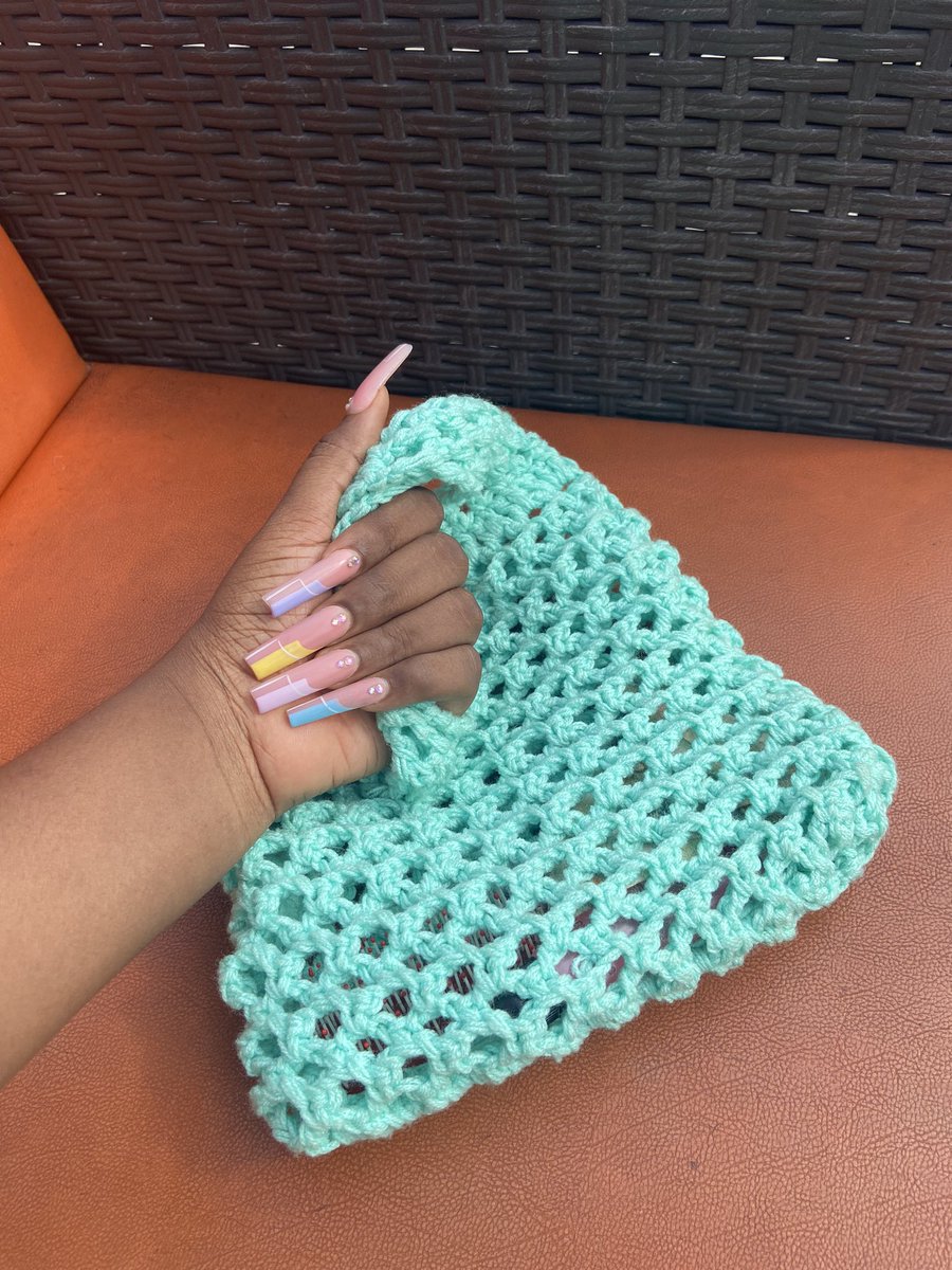 OreAkinde's tweet photo. INTRODUCING : OréAkinde mesh bags. 
Price: 15k/ $30 https://t.co/qo9OXae9Ov