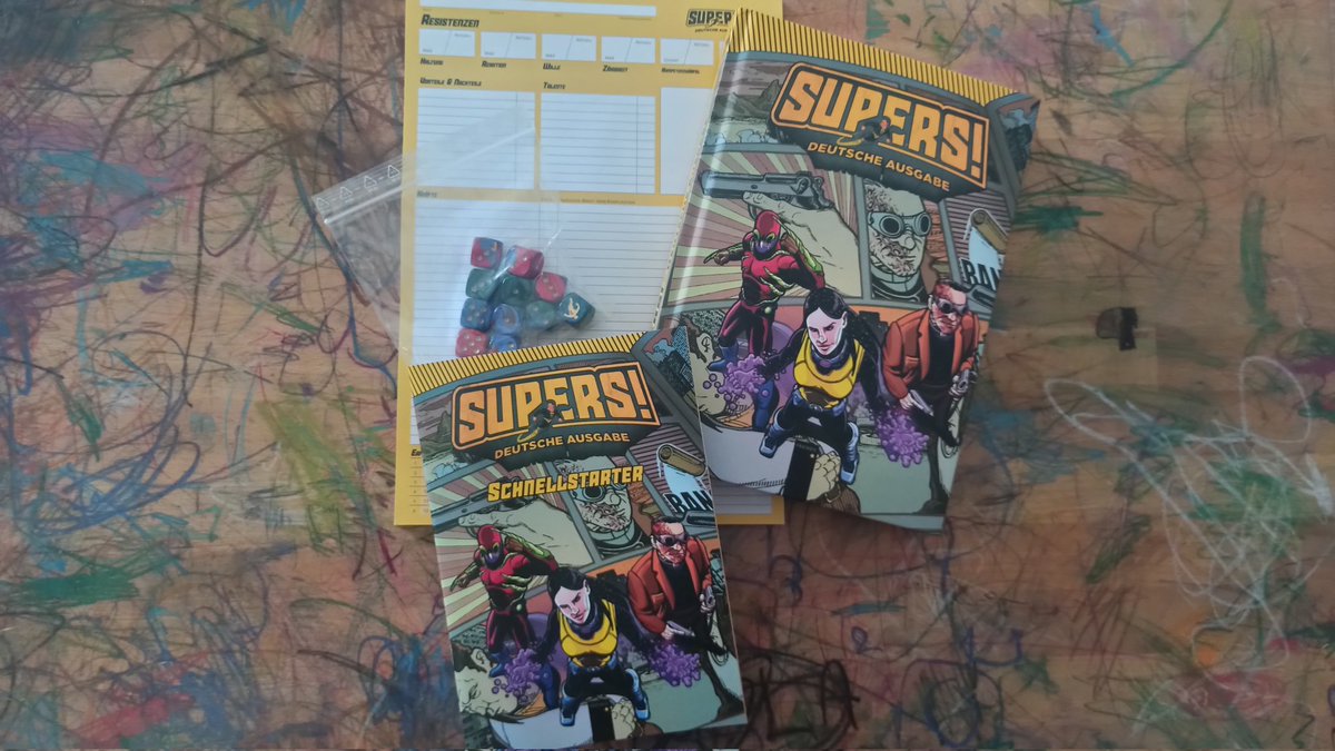 Rollsomedice's tweet photo. Mehr als zwei Jahre Arbeit und ein Höllenritt später endlich spielbar. Oder: Ein Rollenspiel ist erst fertig wenn jeder dreimal gekotzt hat.#pnpde #rpg #rsp #penandpaper #rollenspiel #erzählspiel #ttrpg #Supers #SupersRED #SupersDeutscheAusgabe #SupersRevisedEdition #Superhelden https://t.co/r7vvPSaULP