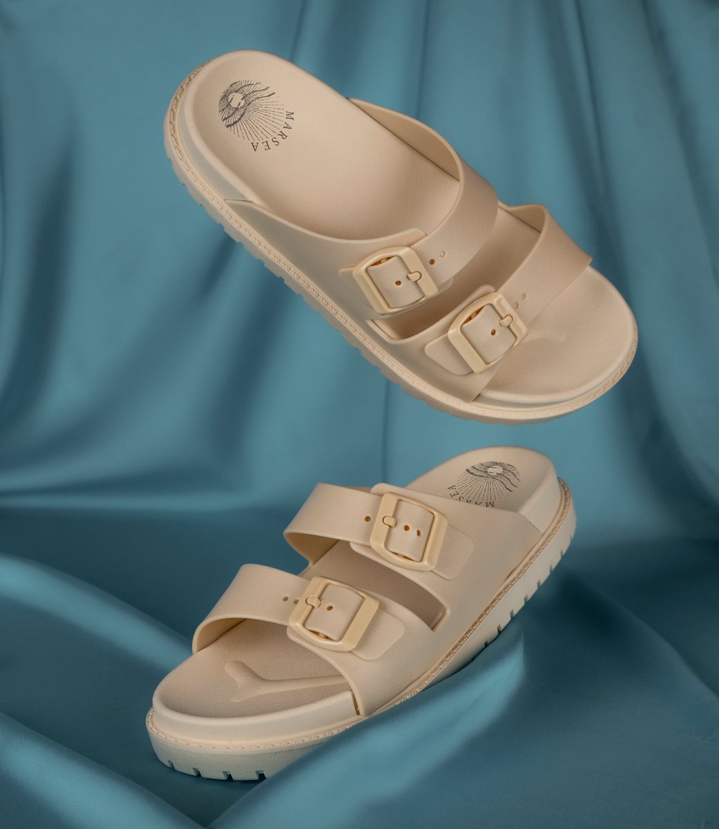 marsea_store's tweet photo. Smooth texture, all-day comfort. Almost silky.

#MarseaStore #YourSummerStory #Yselia #SustainabilityMatters #Recyclable #Ecofriendly #Vegan
#WalkConsciouslyLiveSustainably
#slides #sandals #slidesandals #flipflops #sustainability https://t.co/MKdVWaJqGj