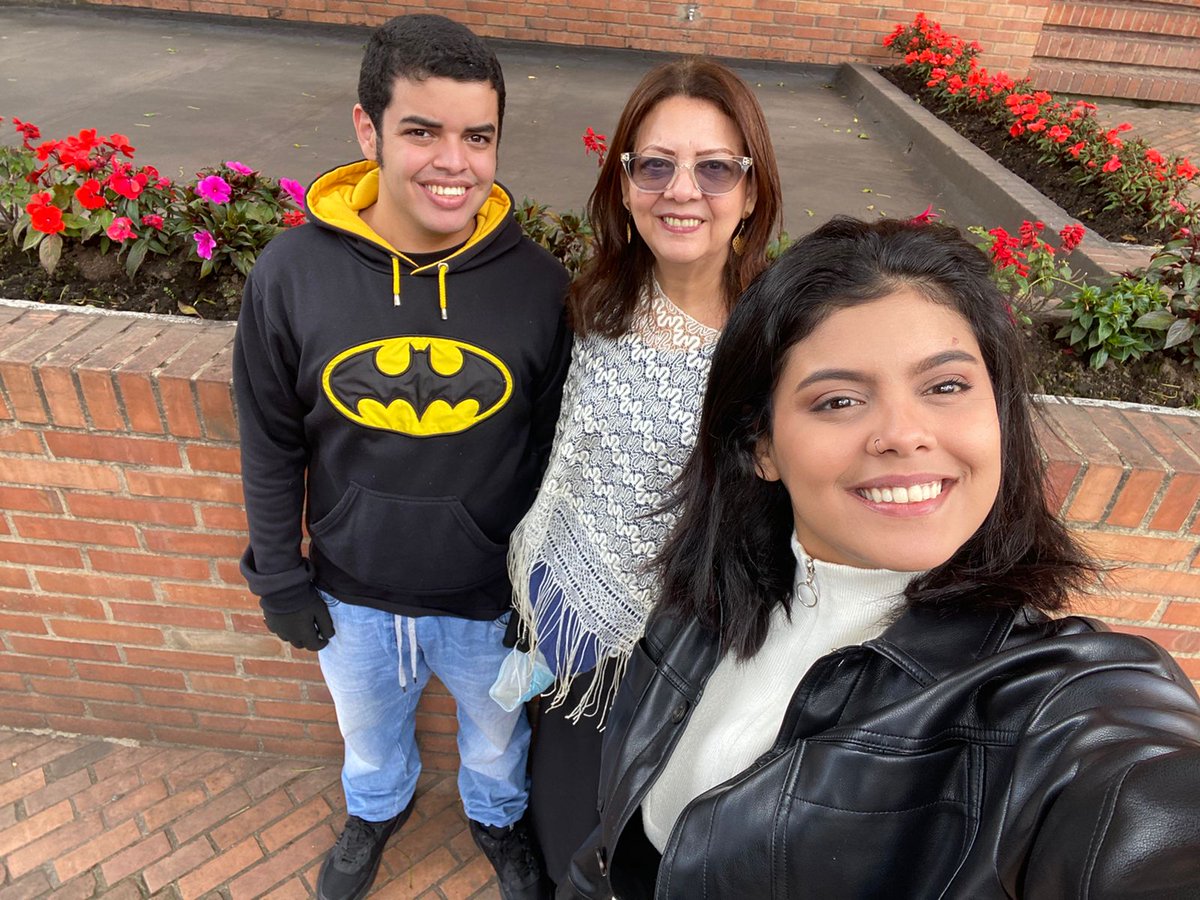 ANPASAA's tweet photo. Hoy cumple años lo que yo más quiero, los amo con mi vida.#son24 #mellos #morochos https://t.co/s5SVkYYJzM