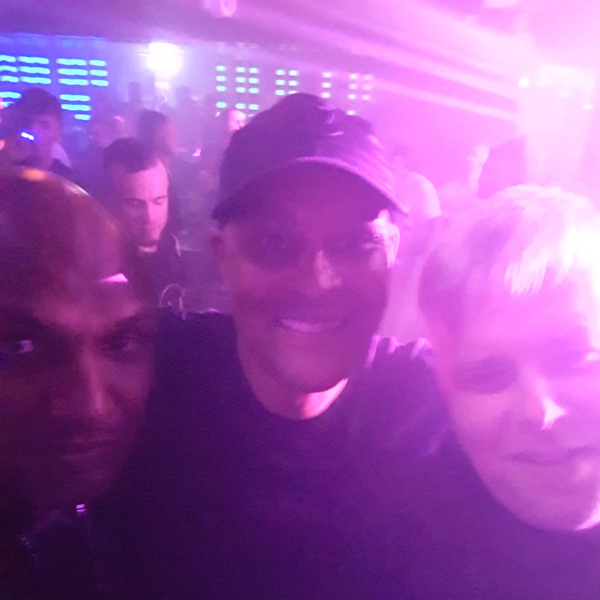 FracusAndDarwin's tweet photo. Intimate sweatbox vibes at #DoncasterWarehouse last night! Much love to the #PhutureBeatz team for having us 🤘

Big ups to the legend that is MC E-LL on the 🎤 and great see @Kutski , @DJALEXKIDD, @realemceestorm, @klubfiller and #MZone too after what seems like a billion years! https://t.co/6XNxtWixrN