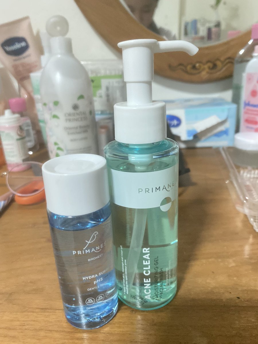 myplacemoa's tweet photo. ส่งต่อเจลล้างหน้าคู่โทนเนอร์ของ Primanest 350ราคารวมส่ง ปริมาณตามในรูปเลยนะคะ #ส่งต่อสกินแคร์ #ส่งต่อคสอ #สกินแคร์รักษาสิว #สกินแคร์มือสอง #Primanest https://t.co/X0kP8NP3sE