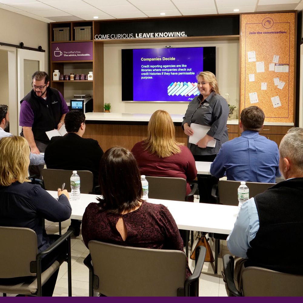 ChelseaGroton's tweet photo. Last year, the Chelsea University community education program offered over 200 classes to community members of all ages, in person and virtually. Check out all that Chelsea University offers here: https://t.co/c60hKMkLbw #NewsYouCanUse #ChelseaUniversity #financialeducation https://t.co/Aj0Dx0BgFW