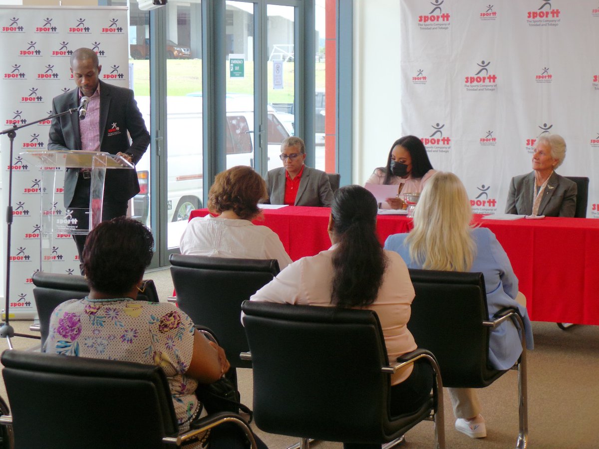 sporttco's tweet photo. 🇹🇹 The documents have been signed and now the countdown begins for the 2023 Commonwealth Youth Games (CYG 2023) which will be held in Trinidad and Tobago! 🙌🏾 https://t.co/riaoWIiwvX