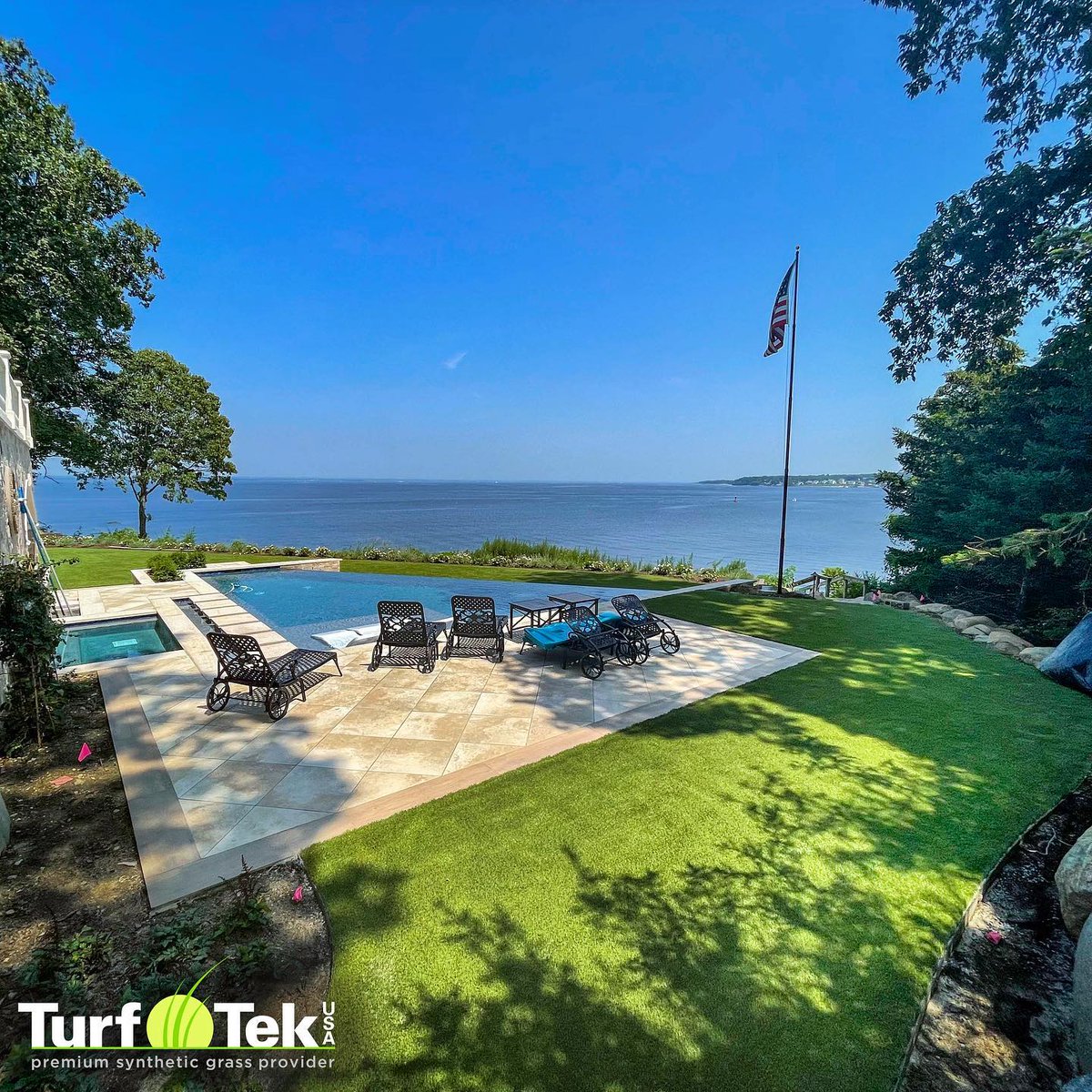 turftekusa's tweet photo. 🌊 This incredible backyard view will now look vibrant all year round, thanks to our Native synthetic grass and Turf Tek USA installation. 🏊‍♀️

Learn more at TurfTekUSA.con

#TurfTekUSA #Turf #SyntheticLawn #SyntheticGrass #TurfLawn #YearRound — in Port Washington, New York. https://t.co/6OASFRGEFJ