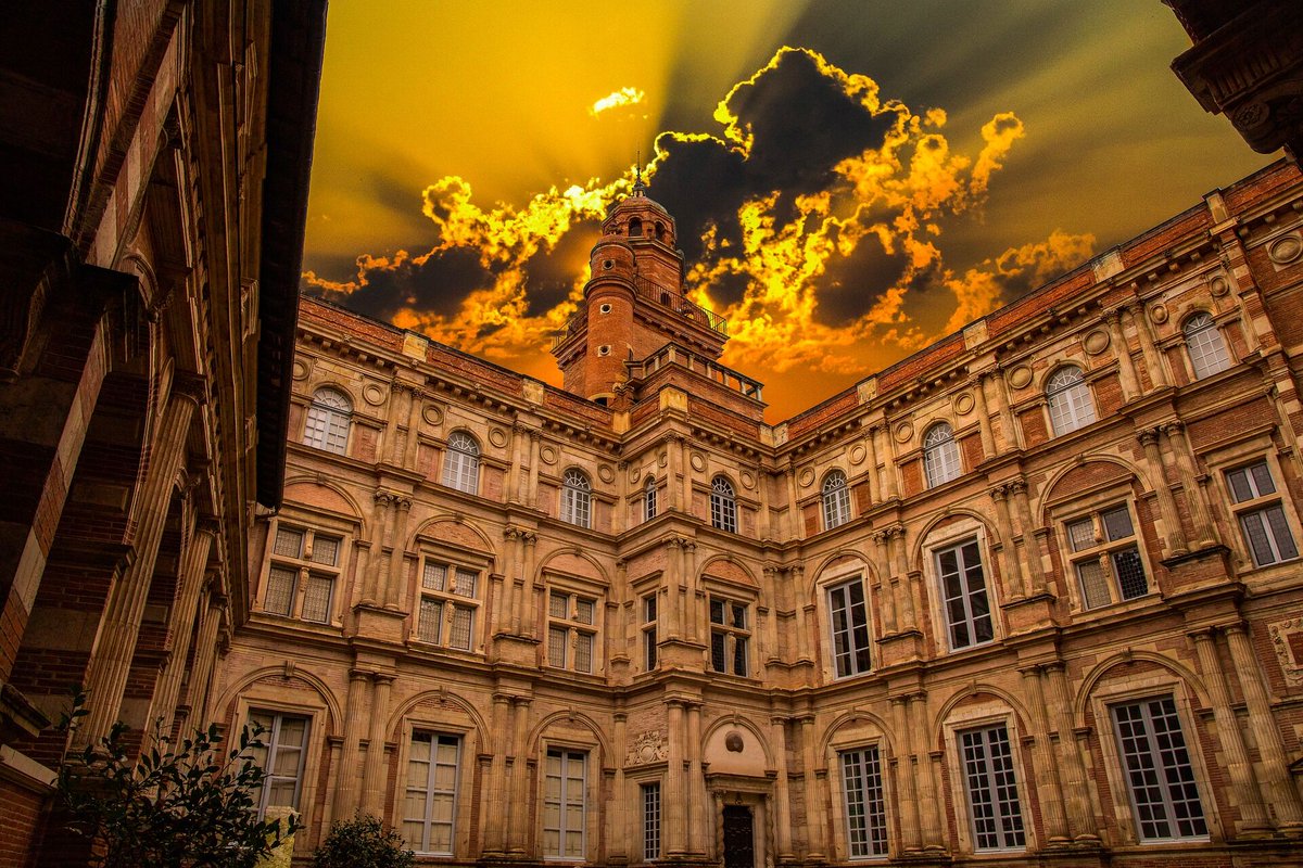 lookforplace's tweet photo. #Georges #Bemberg’s #Foundation #Hôtel d'#Assézat #Hotel #Toulouse #France https://t.co/UgHFr2qtW3