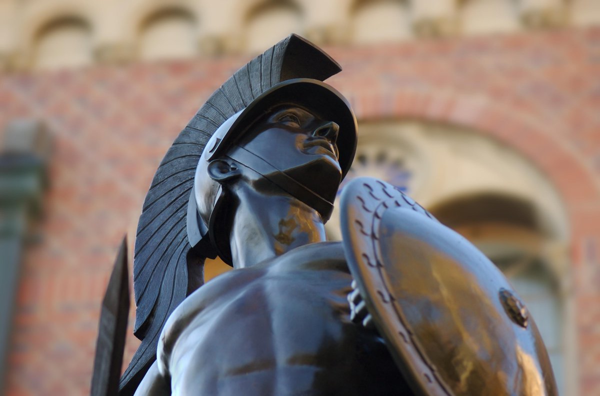 USC_MSDMM's tweet photo. The Fall semester has commenced! Welcome, new and returning #MSDMM students! #FightOn #ASCJ #USCMSDMM https://t.co/6YgsroD9Lk