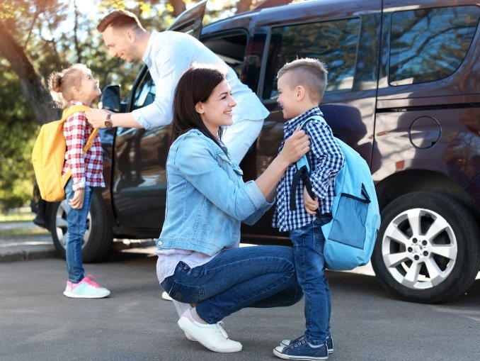 NAHB_Green's tweet photo. Back to school! Did you know that reducing vehicle idling time helps everyone breathe easier?
https://t.co/TVUAFLETkC
#greenintersects #airquality https://t.co/IL1TjNZPcr