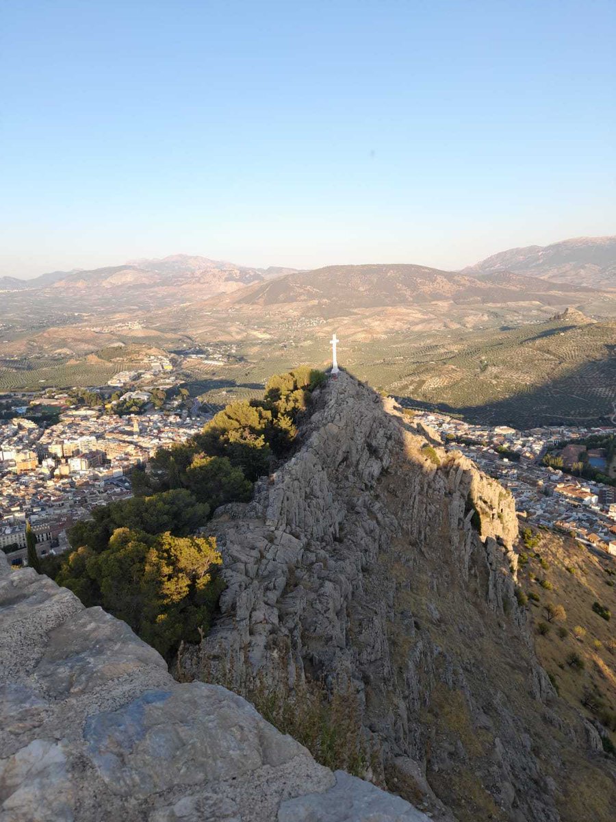 El atardecer más bonito del mundo se encuentra aquí 👉 en Jaén Jaén, en el cerro de Santa Catalina. Un sitio precioso y lleno de magia. ¿Te lo vas a perder?

<a href="/turismodejaen/">Turismo Jaén</a> <a href="/jaenturismo/">Jaén ParaísoInterior</a> <a href="/CulturaTurism/">Patronato de Cultura</a>

#claritasturismo #claritasjaen #jaen