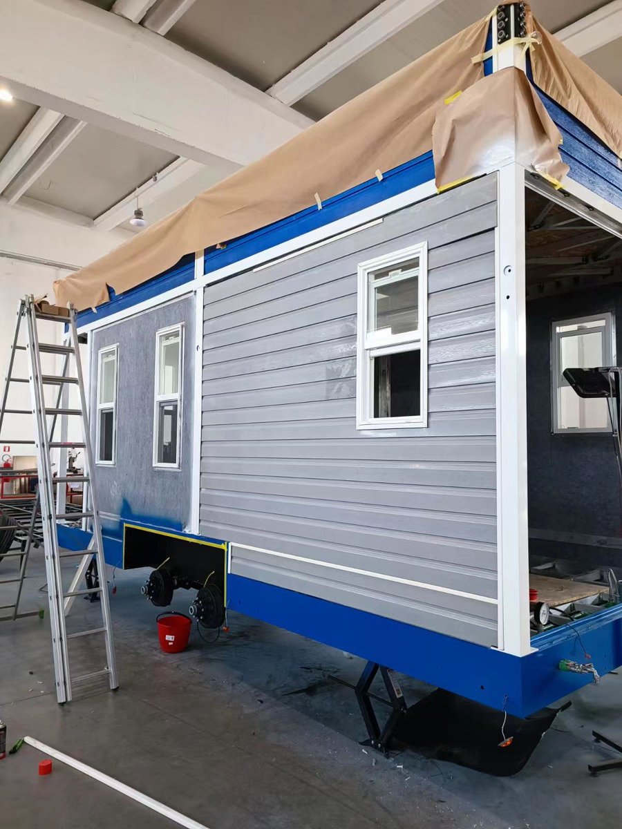 WilderwiseHomes's tweet image. Wondering how our next #build is going? Well, here are some recent progress shots! 🤩 This one is going to our first customer in Flagstaff, AZ. Since we&apos;ve been waiting on parts, we&apos;ve also started building the trailers for customer builds 2 &amp;amp; 3. #tinyhouse #buildprogress