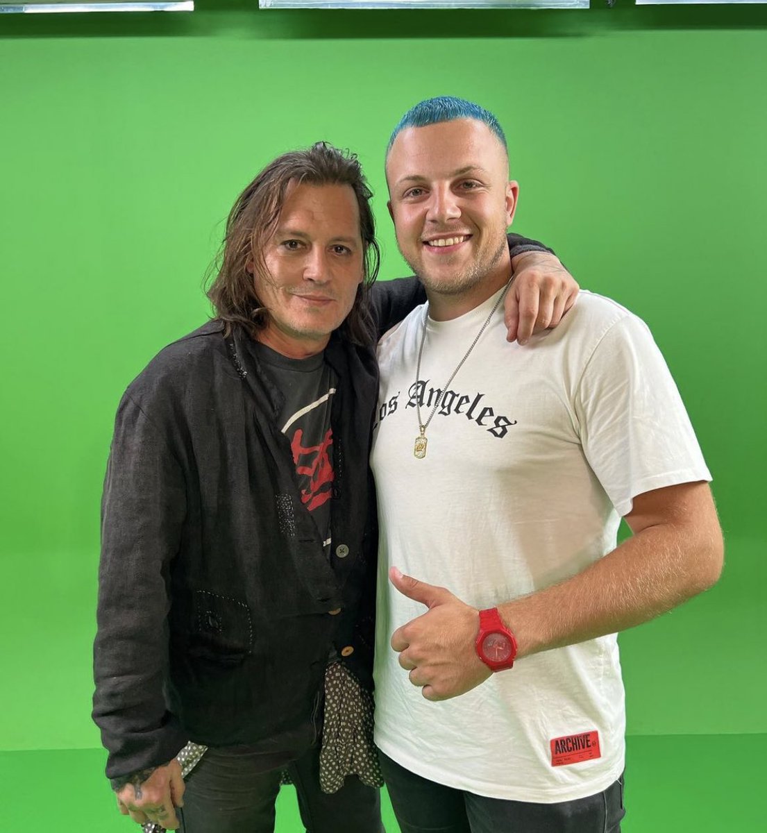 vaersac's tweet photo. Johnny Depp and the team that made the Moon man possible. https://t.co/rgdJNCA78P