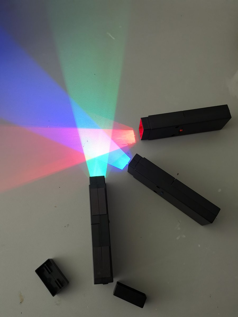 drbrazier's tweet image. Start of new school year and trying out all the new equipment.
#physics #RGB
