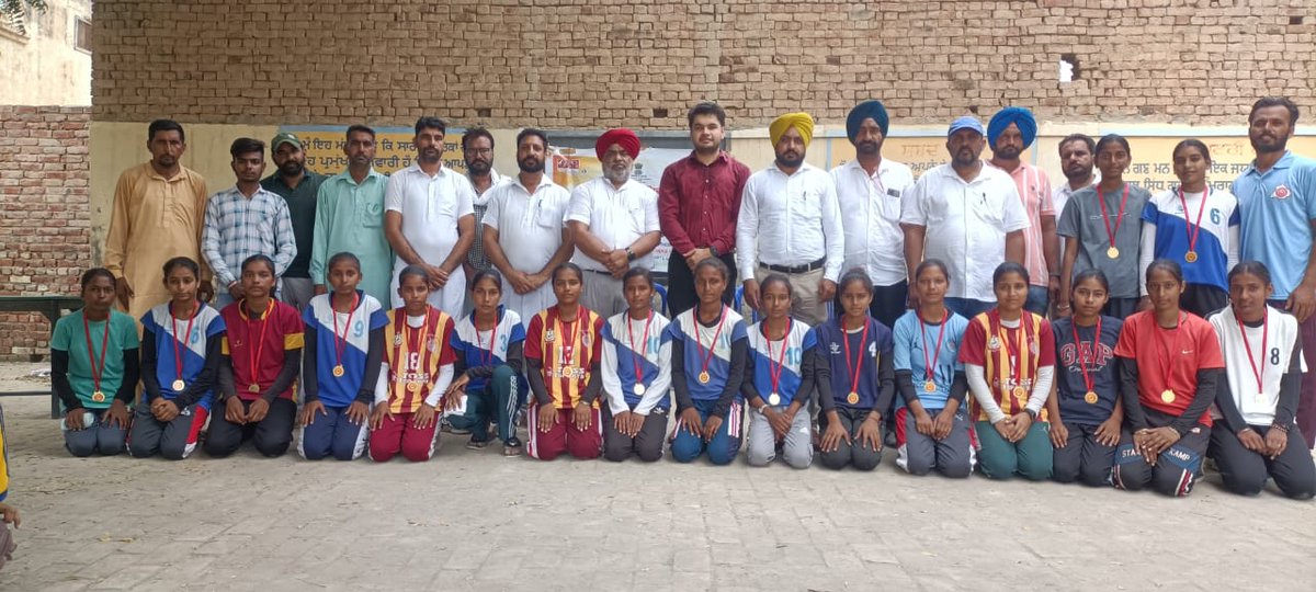 FOOTBALL TEAM OF MANSA UNDER 17 NATIONAL WINNER HONOR ON NATIONAL SPORTS DAY 2022
#sportsday #NationalSportsDay2022 #Sports4Unity nyks4sports