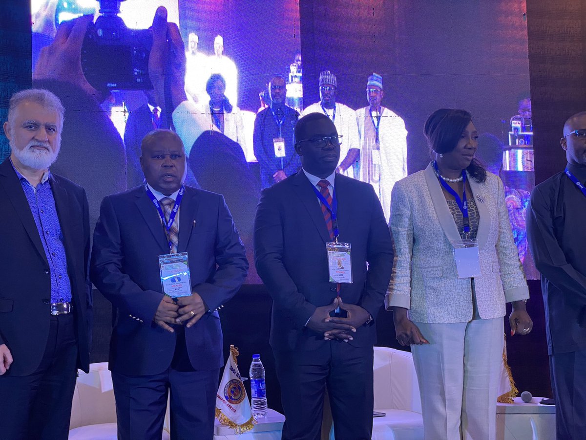RubotaFM's tweet photo. @fatshi13 ,notre pays la RDC a été honoré par l'INTERNATIONAL PEACE AND GOUVERNANCE CONCIL pour ses efforts de consolidation de la paix sur le territoire national. https://t.co/21Hkw1zauH