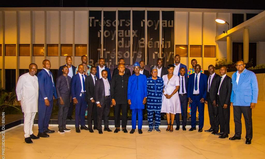 gouvbenin's tweet photo. Finissage de la phase 2 de l'exposition diptyque : Près de 35.000 visiteurs venus de 74 pays en 20 jours

Retrouvez l'article intégral et les photos officielles sur ce lien=> https://t.co/7fnUpRUZPm https://t.co/bVbaoOmLb3