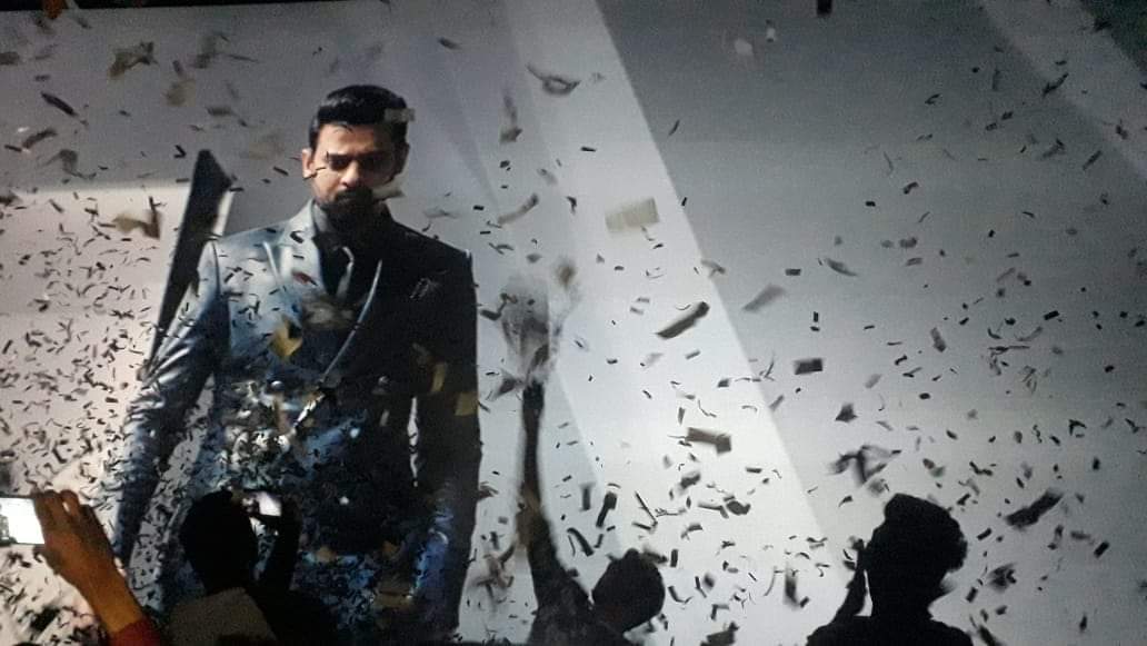 shyamvarun2004's tweet photo. #SaahoReview
TOI 2.5/5
NDTV 2.5/5
FILMFARE 2.5/5
FIRSTPOST 2/5
REDIFF 1/5
TIMES NOW 2.5/5
AMAR UJALA 2/5
SIFY NEWS 3/5
KHALEEJ TIMES 2/5
TARAN ADARSH 1.5/5
GREAT ANDHRA 2/5
Ee Ratings tho colls pandabetav antey ๐
#Prabhas #3YearsForSaahoBORage https://t.co/91yltteGgR